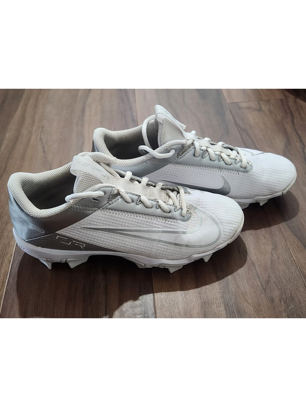 Nike Vapor Edge Shark 2 Football Cleats White Silver DH5088-102 Men Size 4.5Y